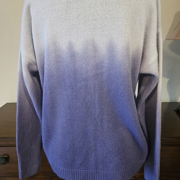 Simply Vera Vera Wang Sweater - Picture 2 of 5